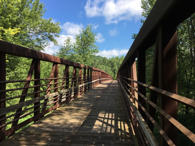 I lost count at 20, so trust me, there are lots of bridges on the trail.