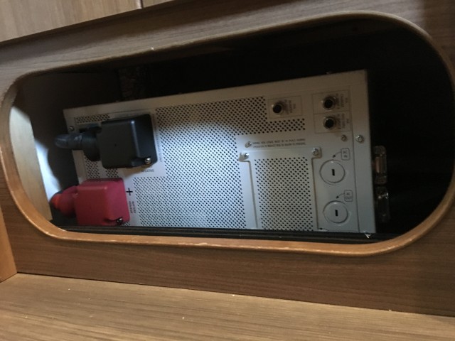 Inverter in Small Cabinet